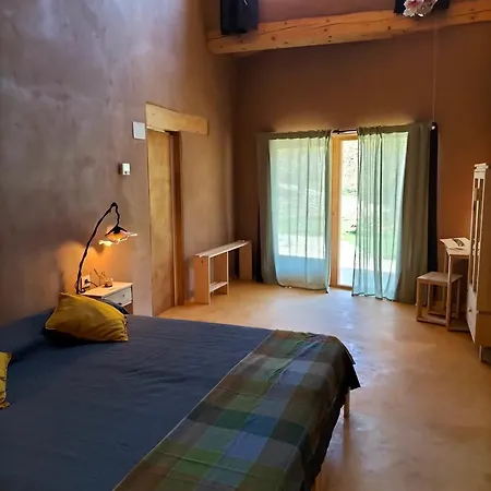 בית כפרי Mas La Llum, La Casa De Palla