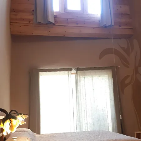 Εξοχικό σπίτι Mas La Llum, La Casa De Palla Arens de Lledo